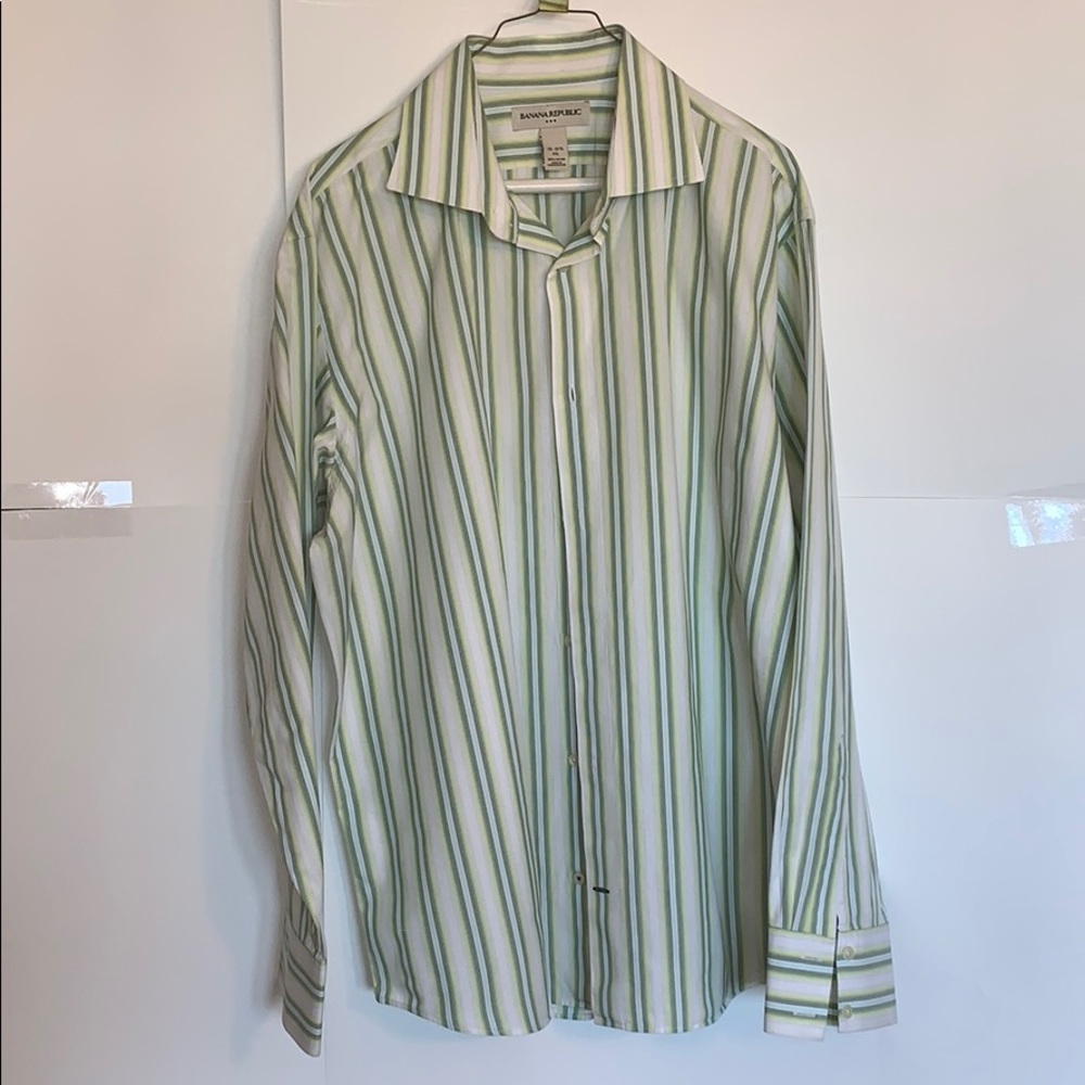 Banana Republic Men’s Casual Dress Shirt